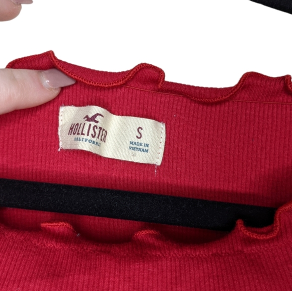 Hollister Red Long Sleeve Top Size S ❤️ - Picture 4 of 8